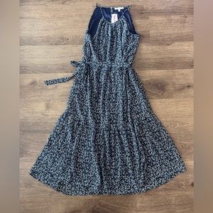 DR2 dress size medium NWT